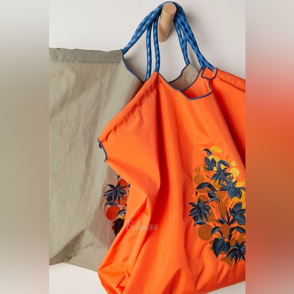 NEW Free People Blooming Buti Tote Bag - Picture 6 of 12